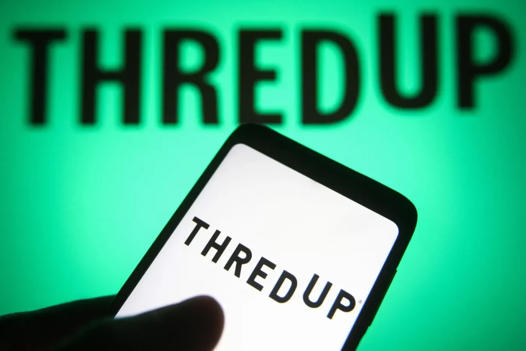ThredUp: Drop, Send & Chill